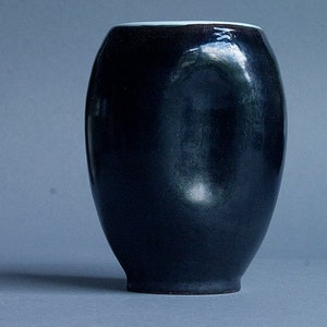 Nagtegaal 304 Fifties Vase MCM Dutch Ceramics the Netherlands