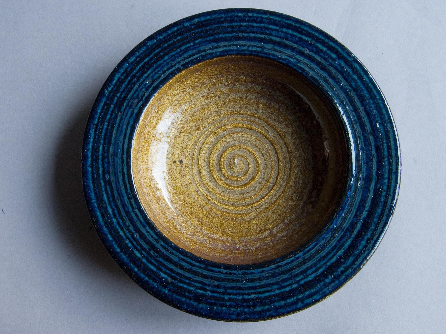Mobach pottery - Etsy 日本