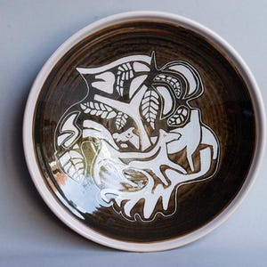Ambacht Volendam Bowl 36V Sgraffito Netherlands MCM Dutch Art Ceramics