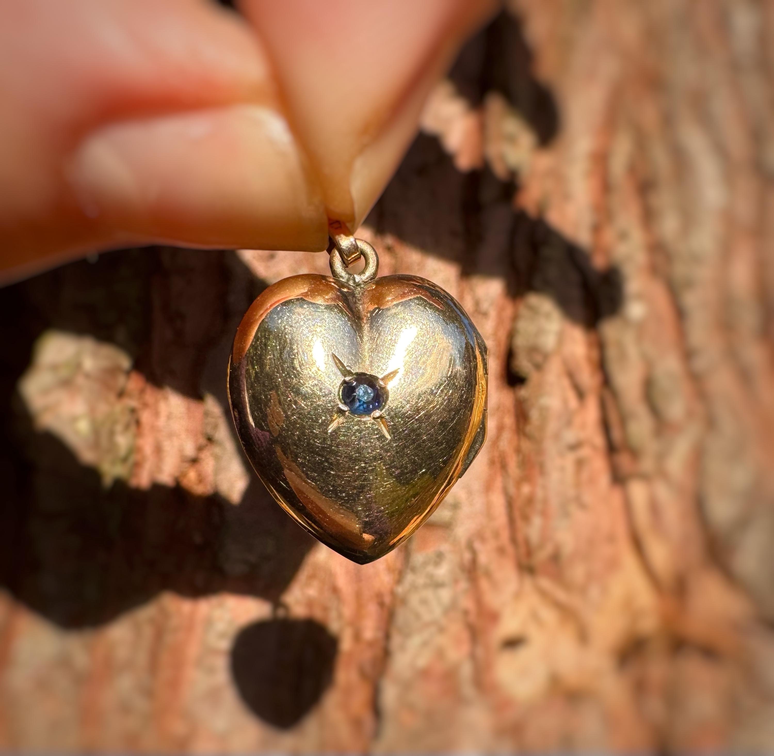 Gold Locket Design For Female Vintage Gold Heart Shaped Locket