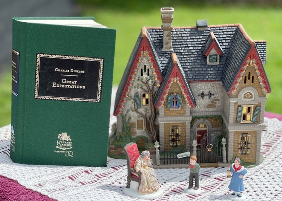 Dept 56 the Heritage Village Collection . Great Expectations. 