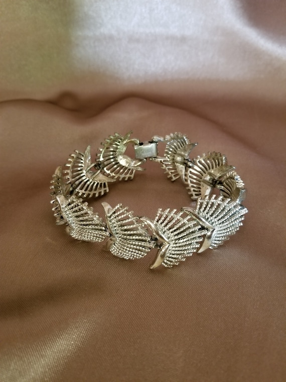 Coro Signed silver tone bracelet