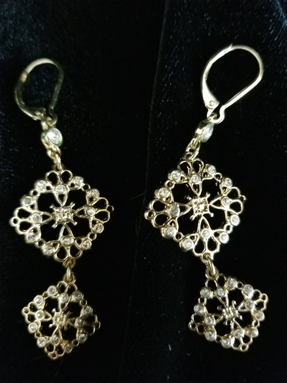Vintage NRT necklace and two (2) pair of earrings… - image 6