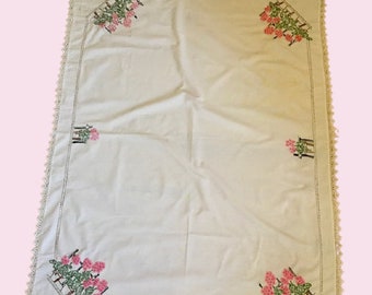 Nappe Vintage Brodée Main Fleurs Roses Oblongue