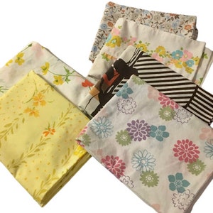 Pillowcases Lot of Six Vintage 70s Florals Standard Size Pillow