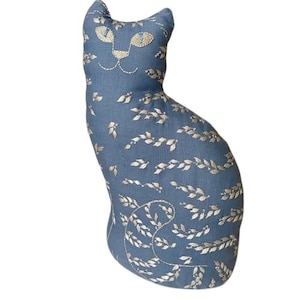 Kitty Cat Throw Accent Pillow Window Sitter Vintage 1980s Hallmark Embroidered Cottage Farmhouse Cat Lady Gift