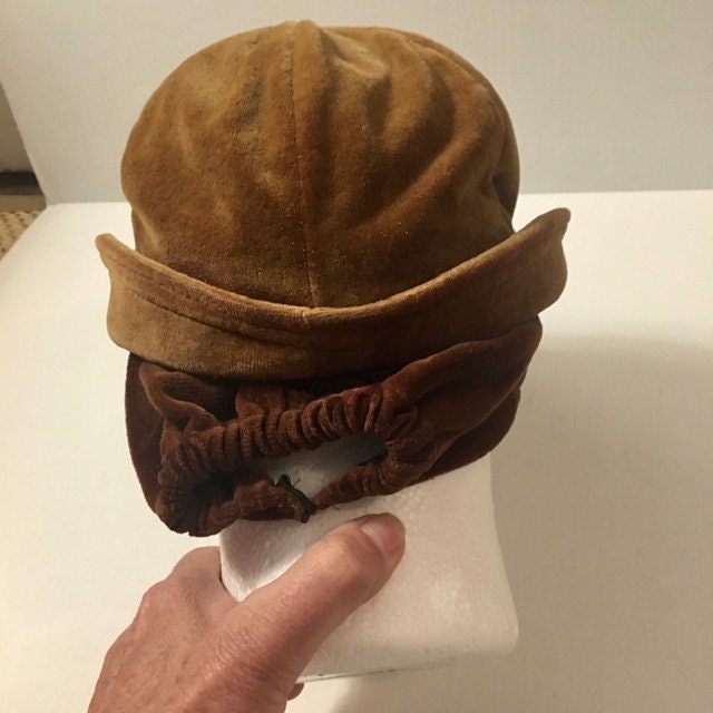 Happy Capper Brimmed Hat Ear Warmers Vintage 1950s Mid Mod Pony Tail Back Golden il_1080xN.3686742141_kbl8.jpg main image 2