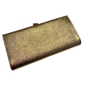 Carteira de couro metálico Gold Baronet Clutch Vintage 1960s Glam Kisslock Fold Out Mid Century Mod