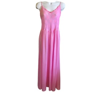 Nightgown Cine Star Nightie Vintage 1970s Pretty in Pink Stretch Lace Top Nylon Full Length Medium