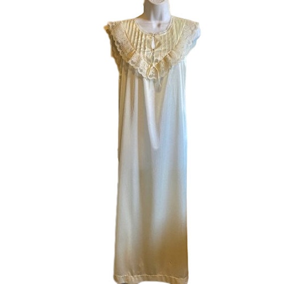 Movie Star Nightgown Full Length Nylon Sleeveless… - image 2