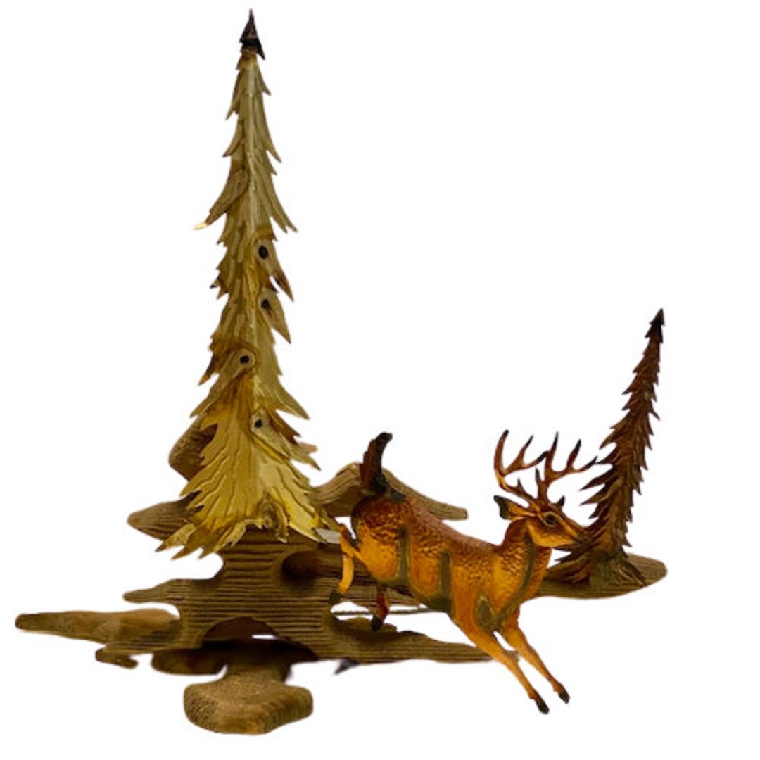 Waldszene Hirsch und zwei Bäume gemischte Metalle auf Holz Tisch Vitrine  Hütte Weihnachtsdekor Tischplatte Regal Mantel