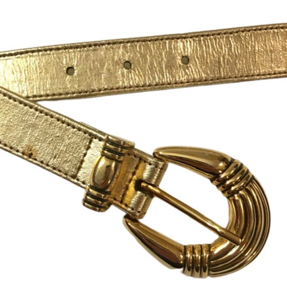 Captiva Belt Gold Tone Metal Links Gold Metallic Leather  display picture 3