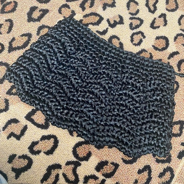 Crochet Straw Clutch Black Scalloped Hem Zip Top Vintage