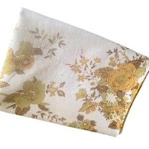 Luther Travis Linen Tablecloth Mid Century Vintage Harvest Colors Gold Olive Oblone 56 x 78 Signed