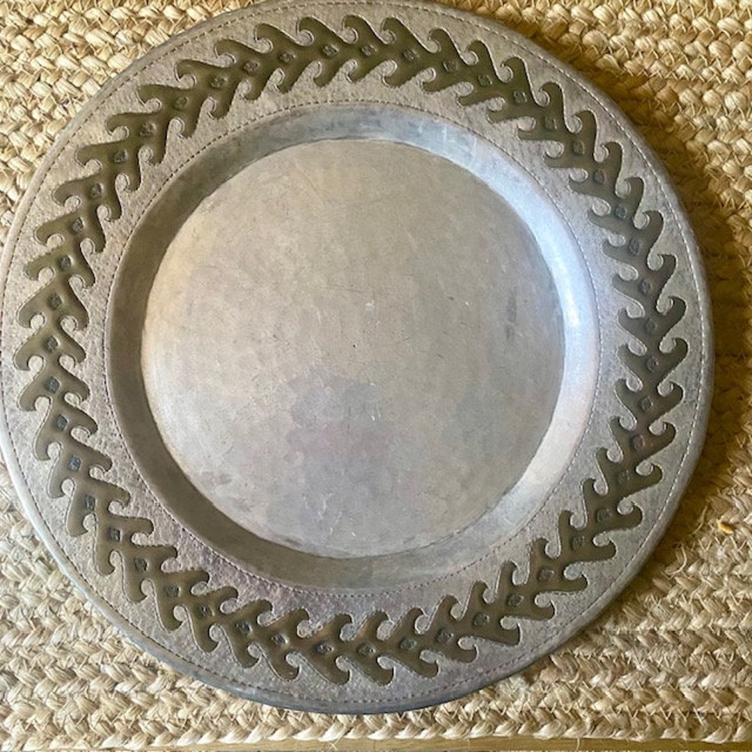 Hand Hammered Metal Serving Platter Round Tray Brass Inlay Rim Use or ...