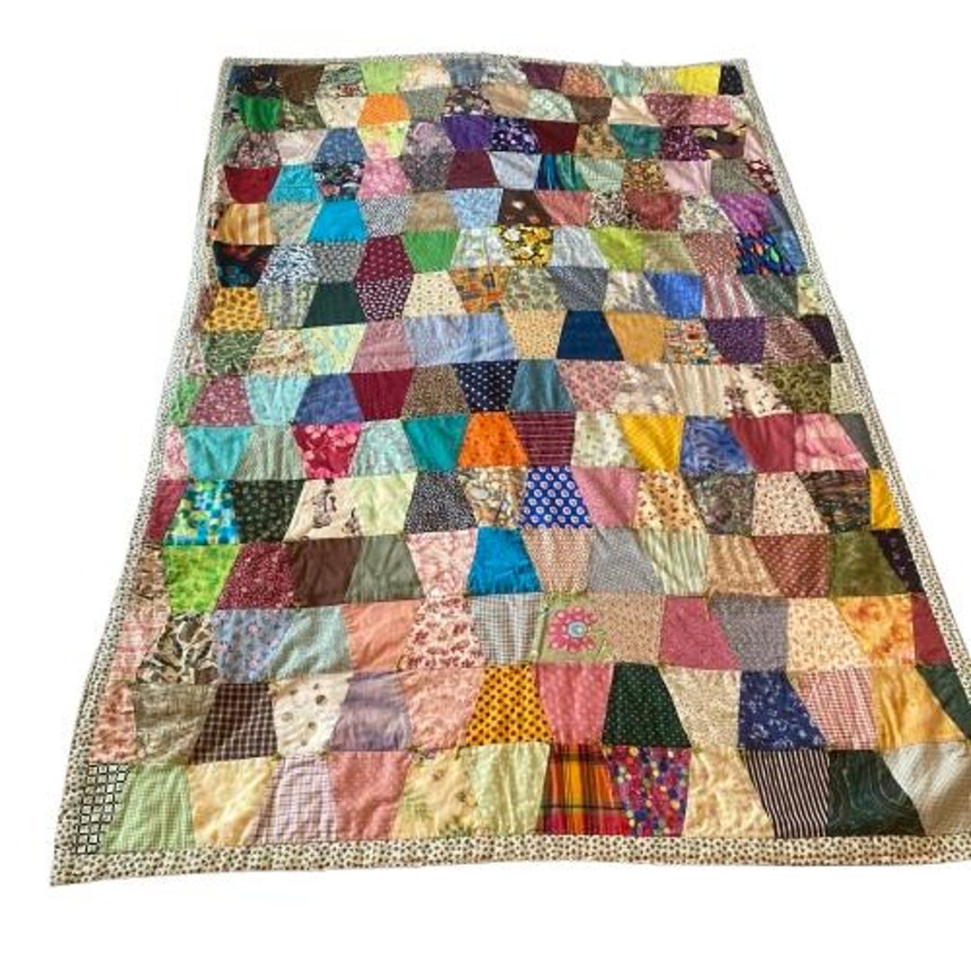 Throw Quilt Scrappy Tumbler Pattern Fun Vintage Fabrics Handmade Hand ...