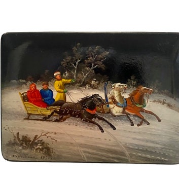 Fedoskino Lacquer Box Hand Painted Troika Sleigh Winter Scene