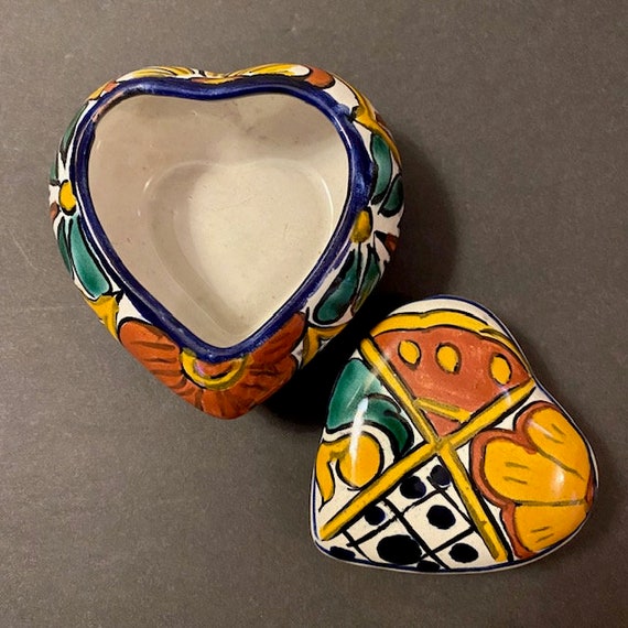 メキシカン雑貨 手作り陶器 くじら型小物入れ レア 【公式通販】