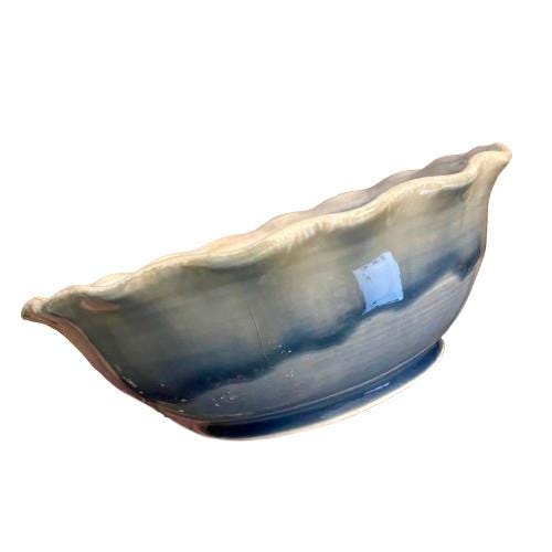青い魚の絵柄 陶器ボウル サイン入り陶器ボウル Yingling 1994 浮き彫り魚モチーフ ブルー釉