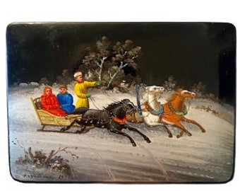 Fedoskino Lacquer Box Hand Painted Troika Sleigh Winter Scene