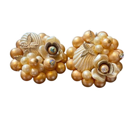 Clip On Earrings Vintage Mermaid Pearls Shells Rh… - image 1