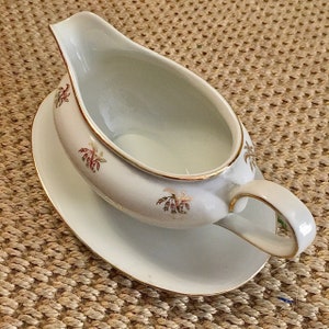 Gravy Sauce Boat Attached Drip Plate White Gold Rim Designs Vintage