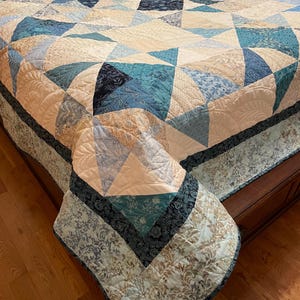 Handmade Blue Star Quilt, Full/Double, Cotton/Wool Batting, Coastal Contemporary Decor image 2