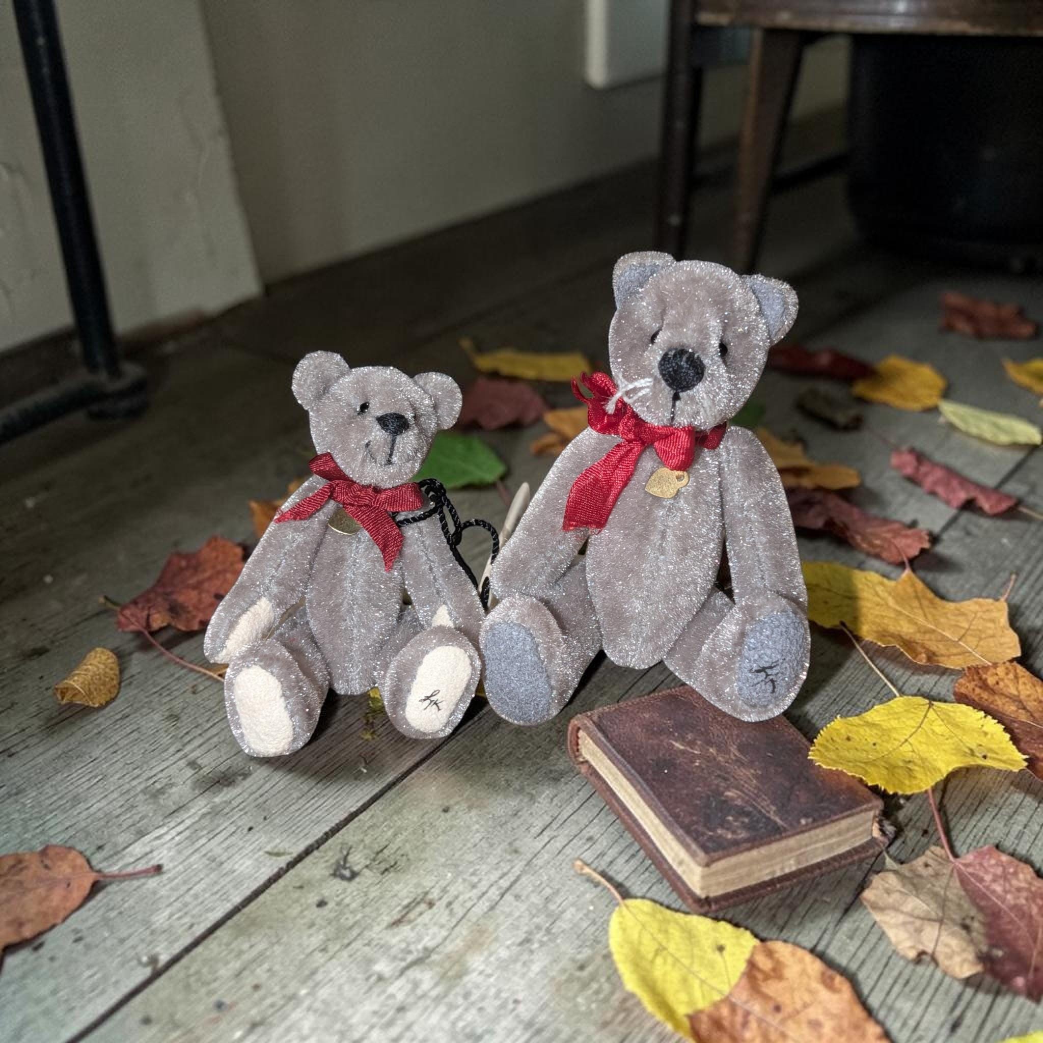 Ganz Cottage Collectibles Bear - Etsy