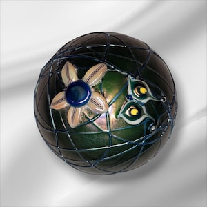 Lundberg Studios Paperweight - Etsy