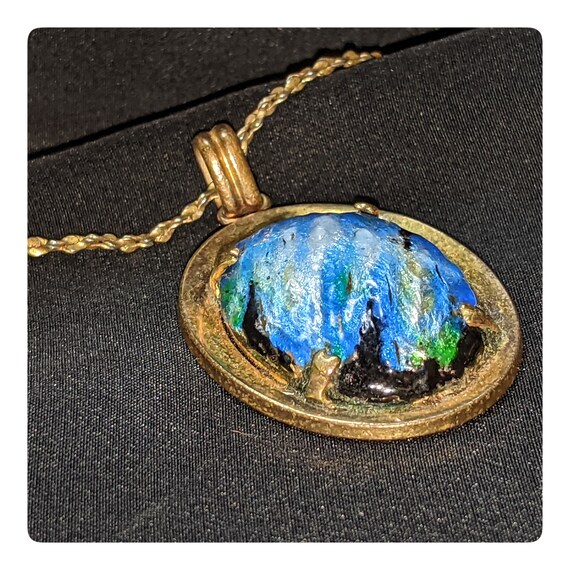 Beautiful One-Of-A-Kind Art Glass and Gold Pendan… - image 6