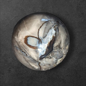 Sphère d&#39;agate volcanique de 2 3/4&quot; ! Transforme l&#39;énergie négative en énergie positive ! Mise à la terre !