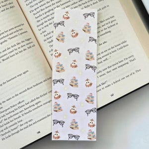 Bookstack & Owl Bookmark in Light Pink - Laminated and Adorned with Glasses and Stars, Perfect Gift for Any Book Lover