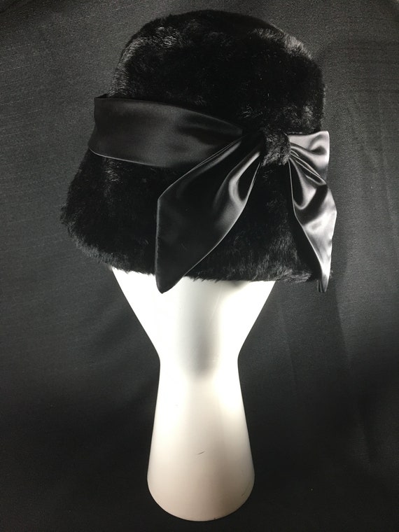 Vintage CLASSIC Vincent de Koven Big Bow Black Hat