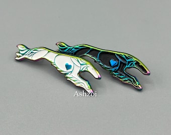 1.75 ”Laufende Barsoi Herz Pin