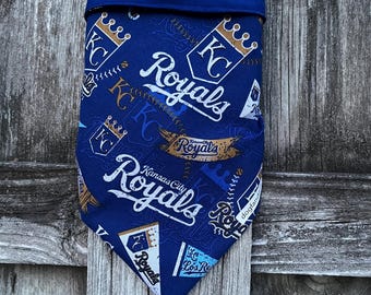Dog bandana made with Kansas City Royals fabric “dogfandana”