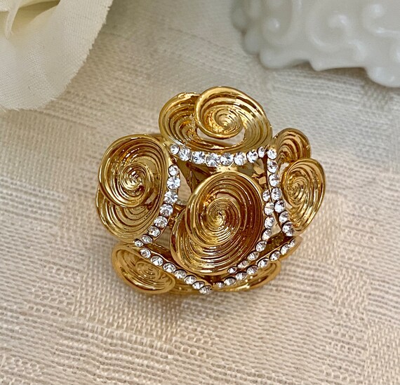 Large Scroll design Statement Ring size 8 - image 2