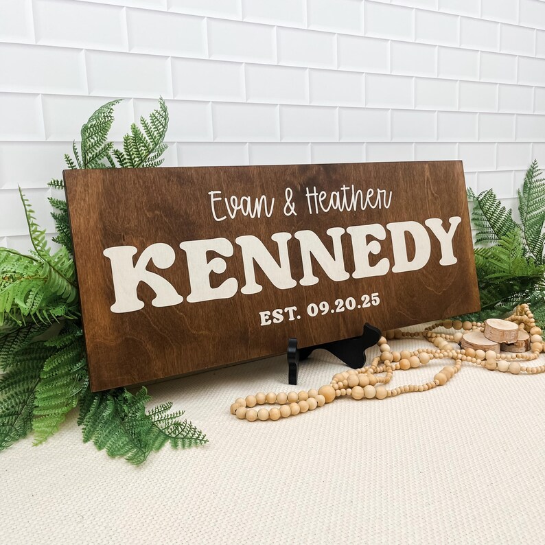 Family Name Sign, Personalized Wooden Name Sign, Custom Wedding Gift, Farmhouse Wall Decor, Last Name Sign, Newlywed Gift, Personalized Gift