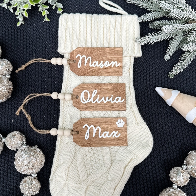 Stocking Tag, Personalized Christmas Tags, Christmas Stocking Tag, Name Tag for Christmas Stocking, Rustic Christmas Tag, Beaded Name Tag bild 1