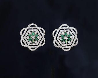 Orecchini a bottone placcati in rodio di tendenza con motivo floreale / orecchini in argento per gioielli da sposa / orecchini a bottone di alta qualità con zirconi cubici online
