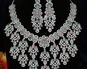 Set di collana girocollo da sposa con orecchini e Maang tikka/Gioielli da sposa con pietra rosa CZ/Collana importante con diamanti americani/Set da festa