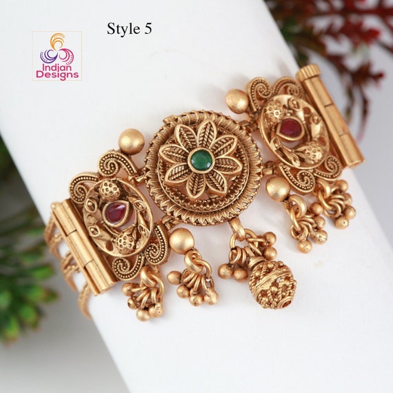 Antique gold 2024 chain bracelet