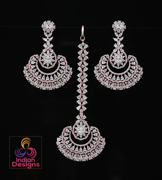 Golden Earrings Tikka Set in traditional with kundan – Timeless desires  collection