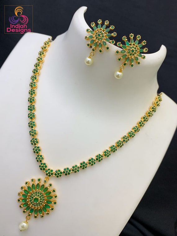 Buy online Green Gold Plated Pearl Necklace from Imitation Jewellery for  Women by Piah Fashion for ₹989 at 77% off | 2024 Limeroad.com