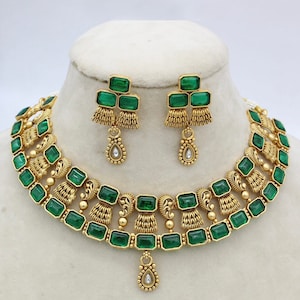 Antique Gold Green Stone Choker Necklace Set with Earrings| Matte Finish South Indian Bridal Jewelry| Temple Style Design|Party wear choker
