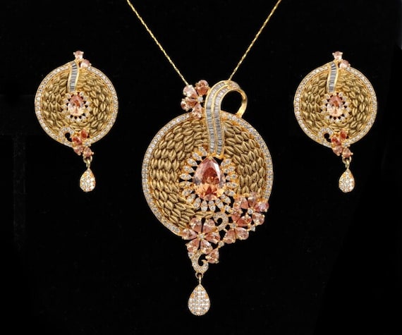 Women s Unique Handcrafted Golden Look Round Shaped Flowery