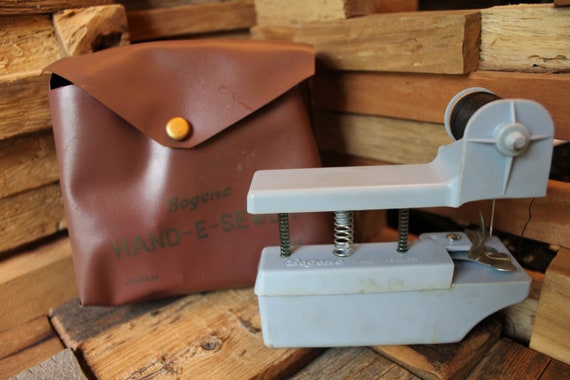 1960s Bogene Hand-e-sewer With Original Case Made in Japan, Vintage 8466  Bogene Hand Sewing Machine -  Denmark