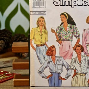 1990 Misses&#39; Blouse with Sleeve Variations Pattern #9857 by Simplicity, Button Front Blouse with Notched Collar, Pleated Yoke, Patch Pocket