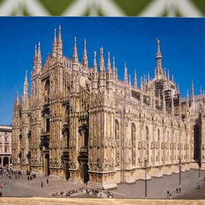 Milano Il Duomo Postcard, 14th Century Gothic Cathedral in Milan, Italy, Unposted Color Photo Post Card, DUOMO SQUARE