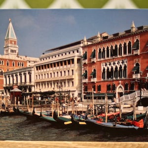 Carte postale de l'hôtel Danieli, Venise, Italie Palais du XIVe siècle communicants, Palazzi de style gothique vénitien et baroque