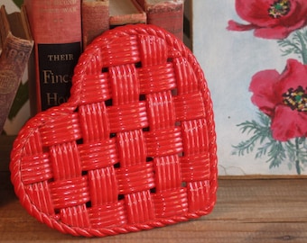 1970s Primo'Gi Red Heart Trivet, Made in Italy, Woven & Braided Ceramic Figural Heart Casserole and Pot Holder